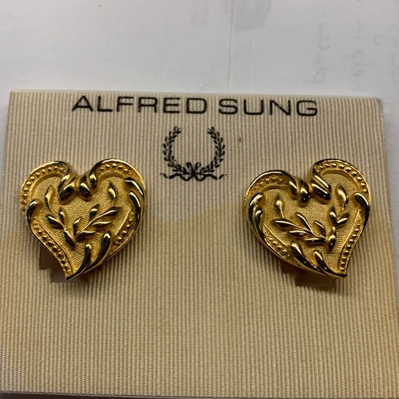 NWT Alfred Sung heart shaped earrings - Picture 1 of 3